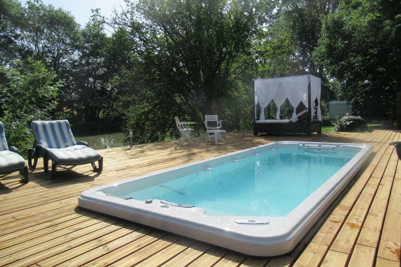 Bed and Breakfast Le Moulin Calme Luceau Экстерьер фото