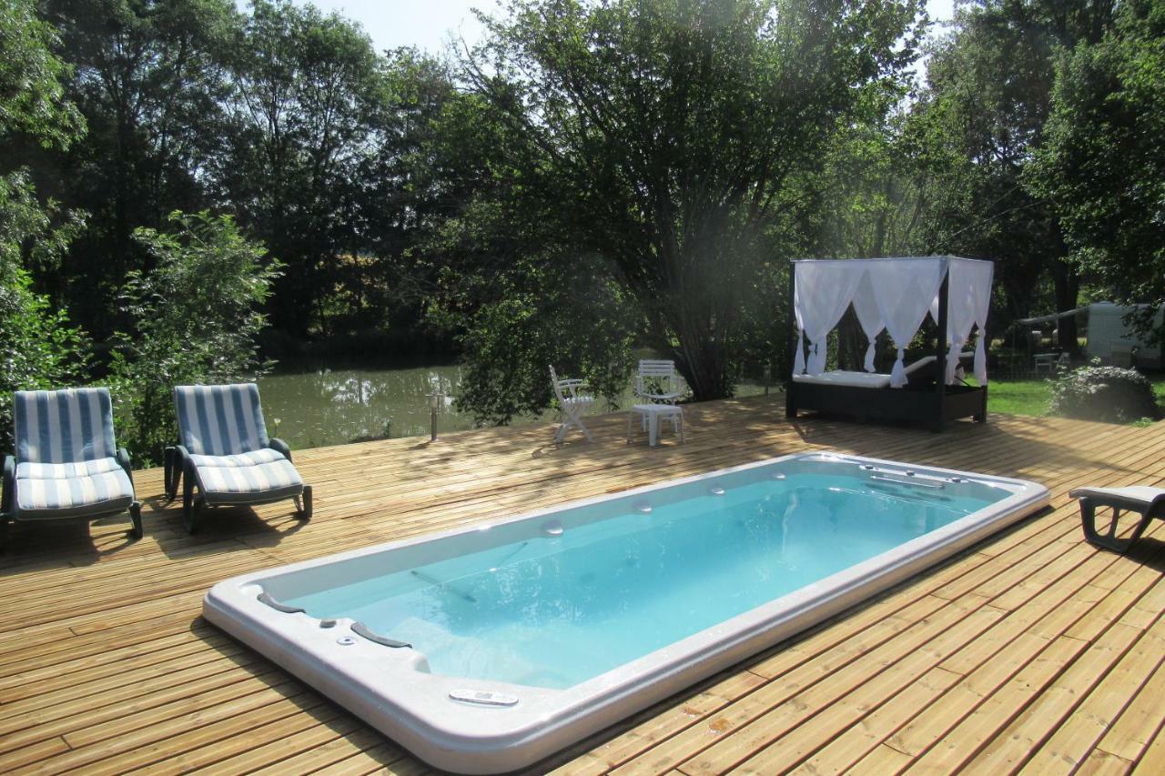 Bed and Breakfast Le Moulin Calme Luceau Экстерьер фото